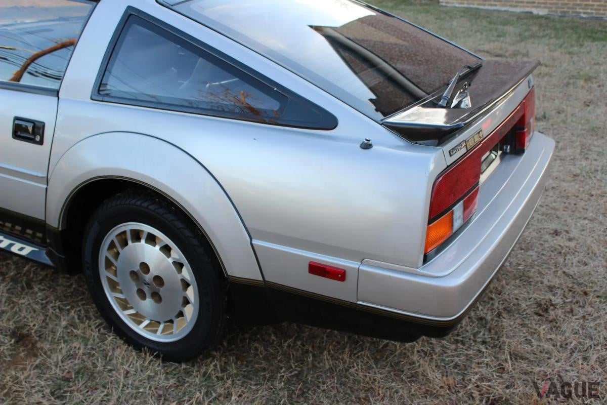 オークションに出品された1984年式の日産「300ZX ターボ」50周年記念モデル