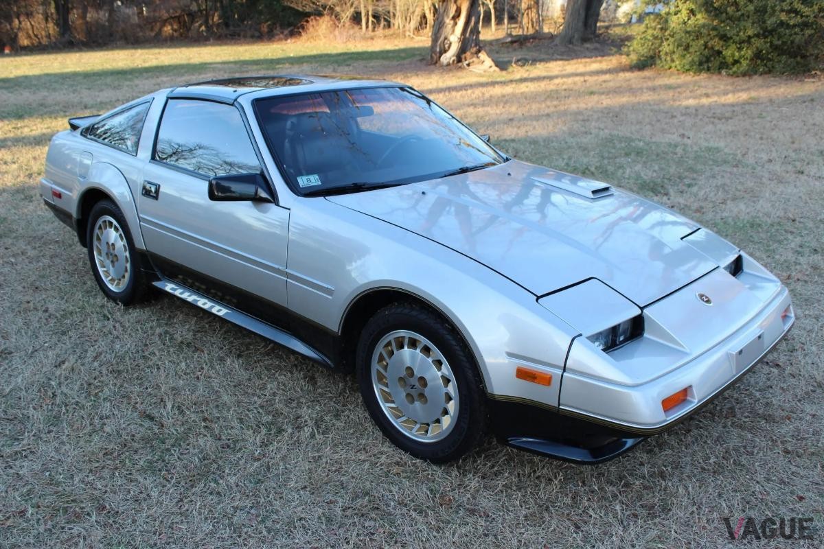 オークションに出品された1984年式の日産「300ZX ターボ」50周年記念モデル