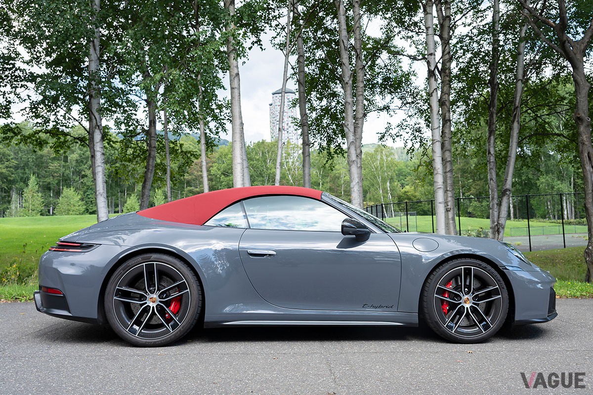 ポルシェ「911カレラ GTS カブリオレ」