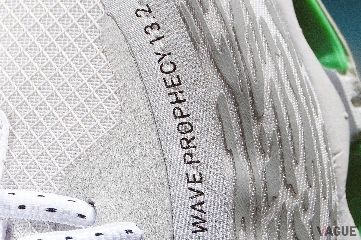 WAVE PROPHECY 13.2（グレー×ライトグレー×ライトグリーン）：2万5300円