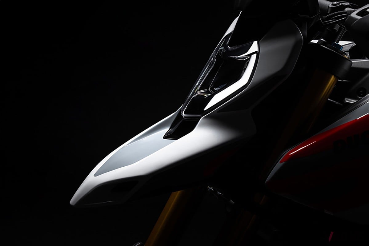 ドゥカティ新型「ハイパーモタードV2」