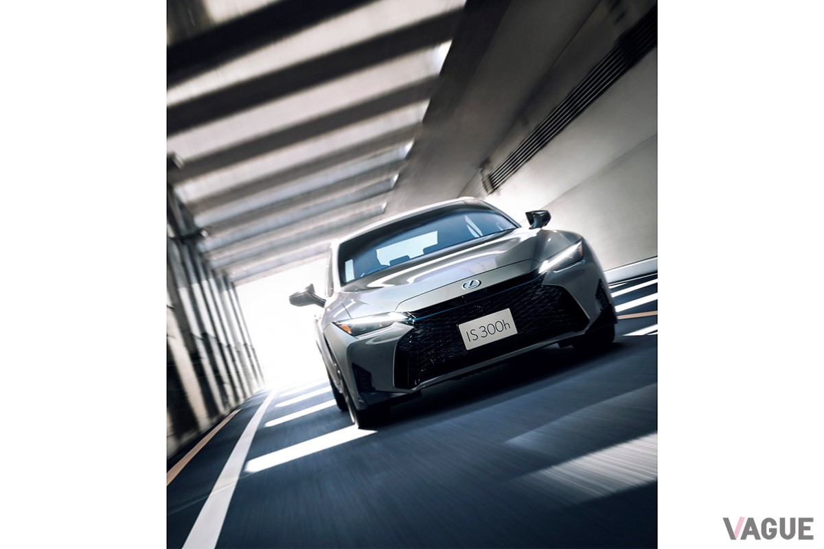 レクサス新型「IS300h」