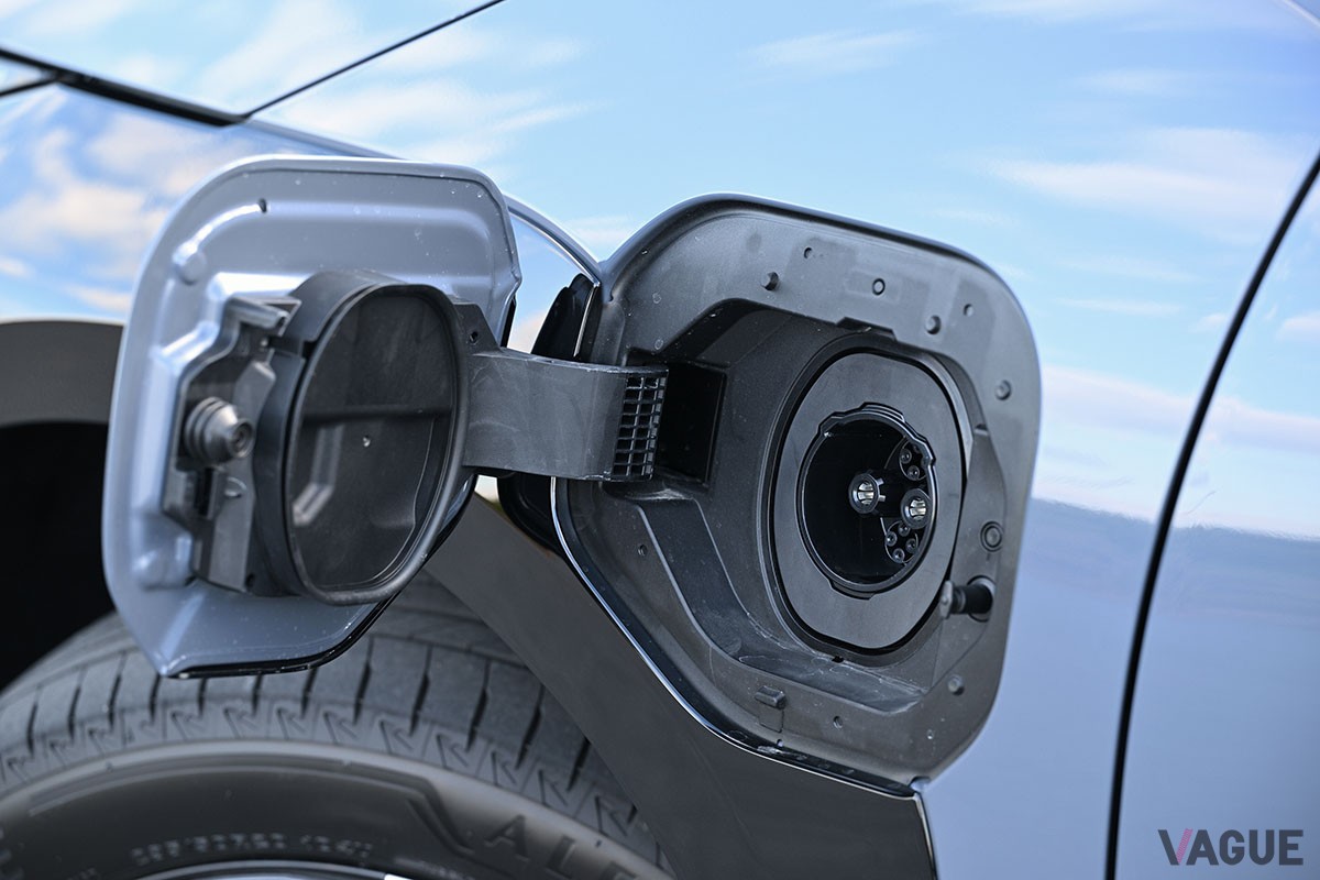 スバル新型「ソルテラ」