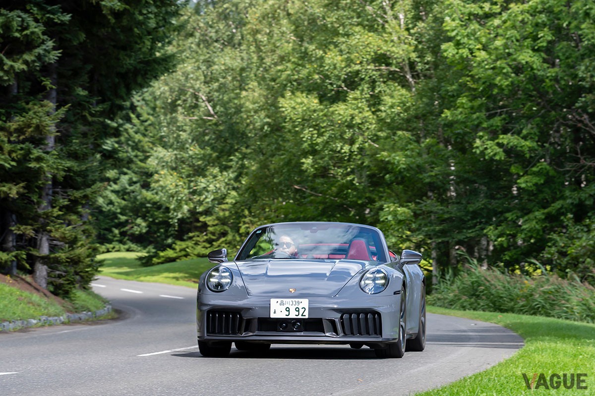 ポルシェ「911カレラ GTS カブリオレ」