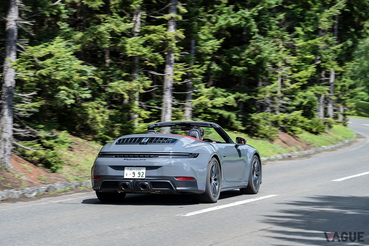 ポルシェ「911カレラ GTS カブリオレ」