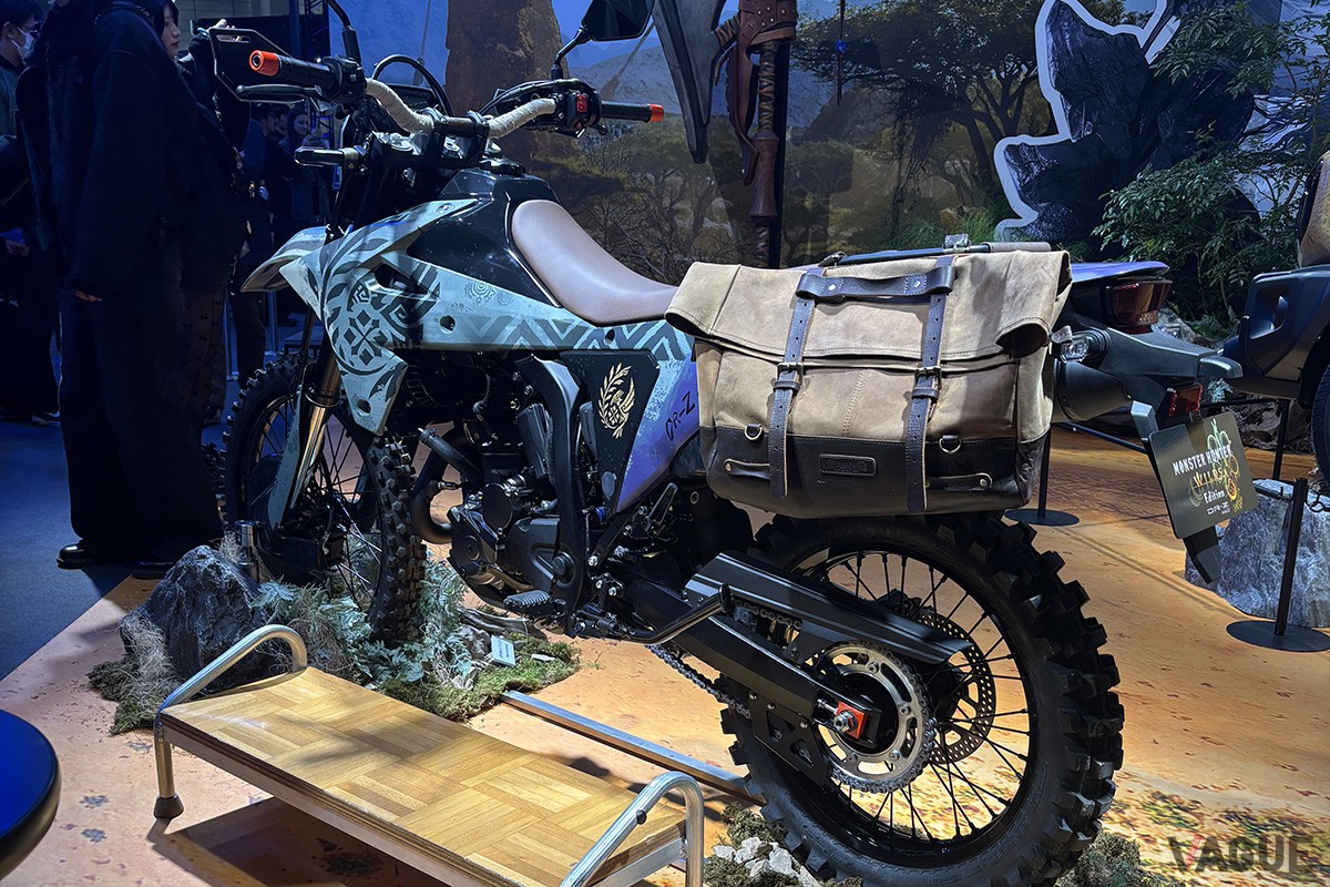 モンスターハンターワイルズとコラボしたスズキ「DR-Z4S」