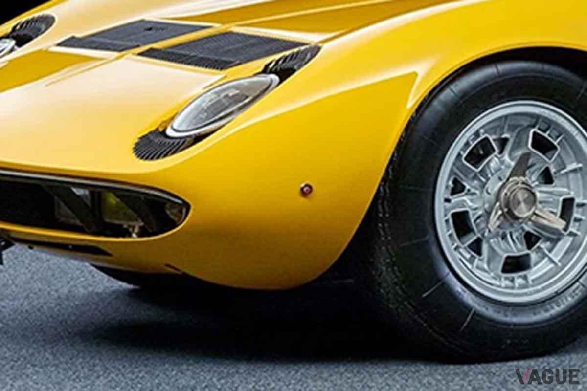 2026年1月にオンラインで開催されるオークションに出品される予定の1971年式ランボルギーニ「ミウラP400S」(c)BROAD ARROW Auctions