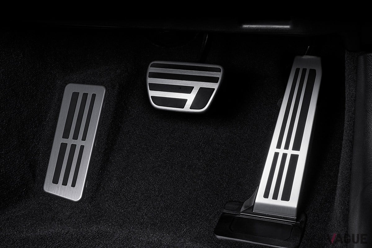 レクサス新型「IS300h」