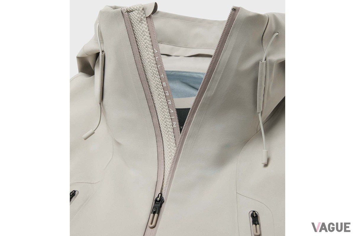 HARD SHELL JACKET“GORE-TEX C-KNIT CREAS”：8万8000円