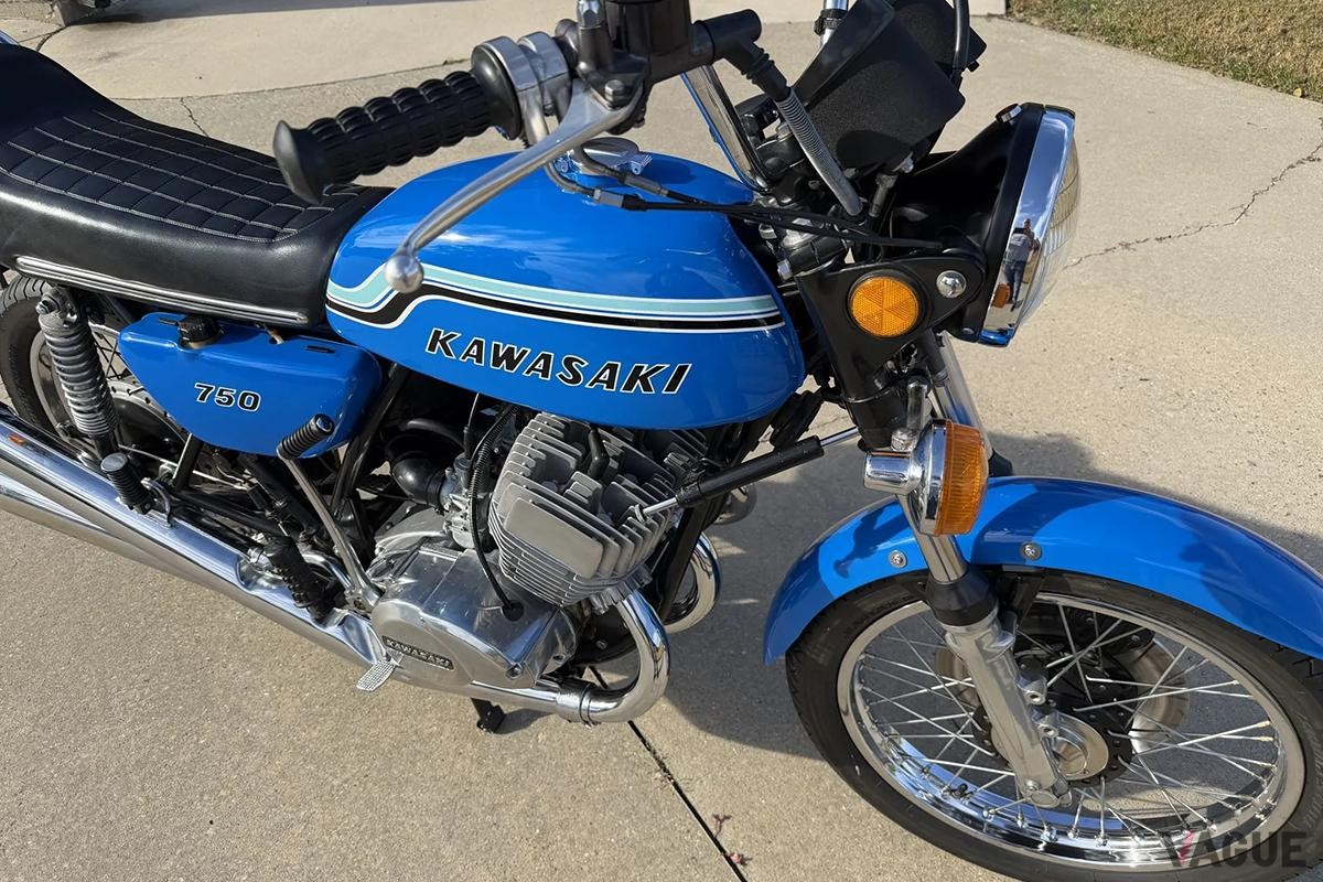 米国オンラインオークションに出品され落札された1972年式カワサキ「H2マッハIV」