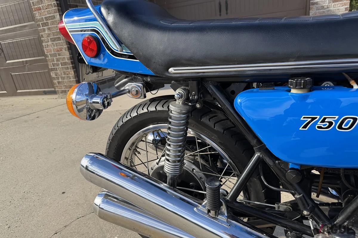 米国オンラインオークションに出品され落札された1972年式カワサキ「H2マッハIV」
