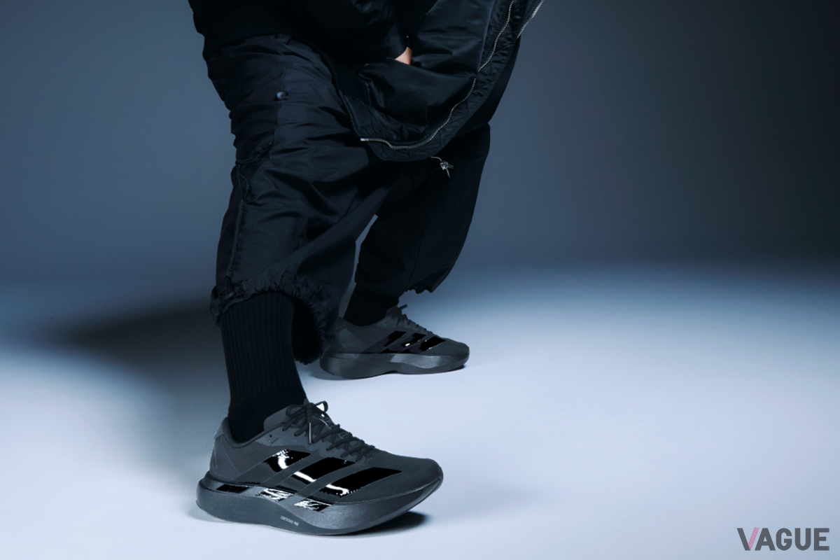 ADIZERO EVO SL WOVEN：1万8000円