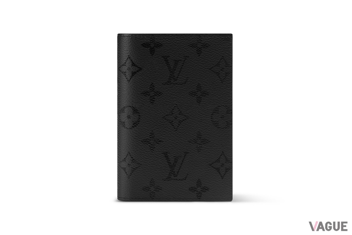 パスポートカバー クーヴェルテュール・パスポール：6万3800円