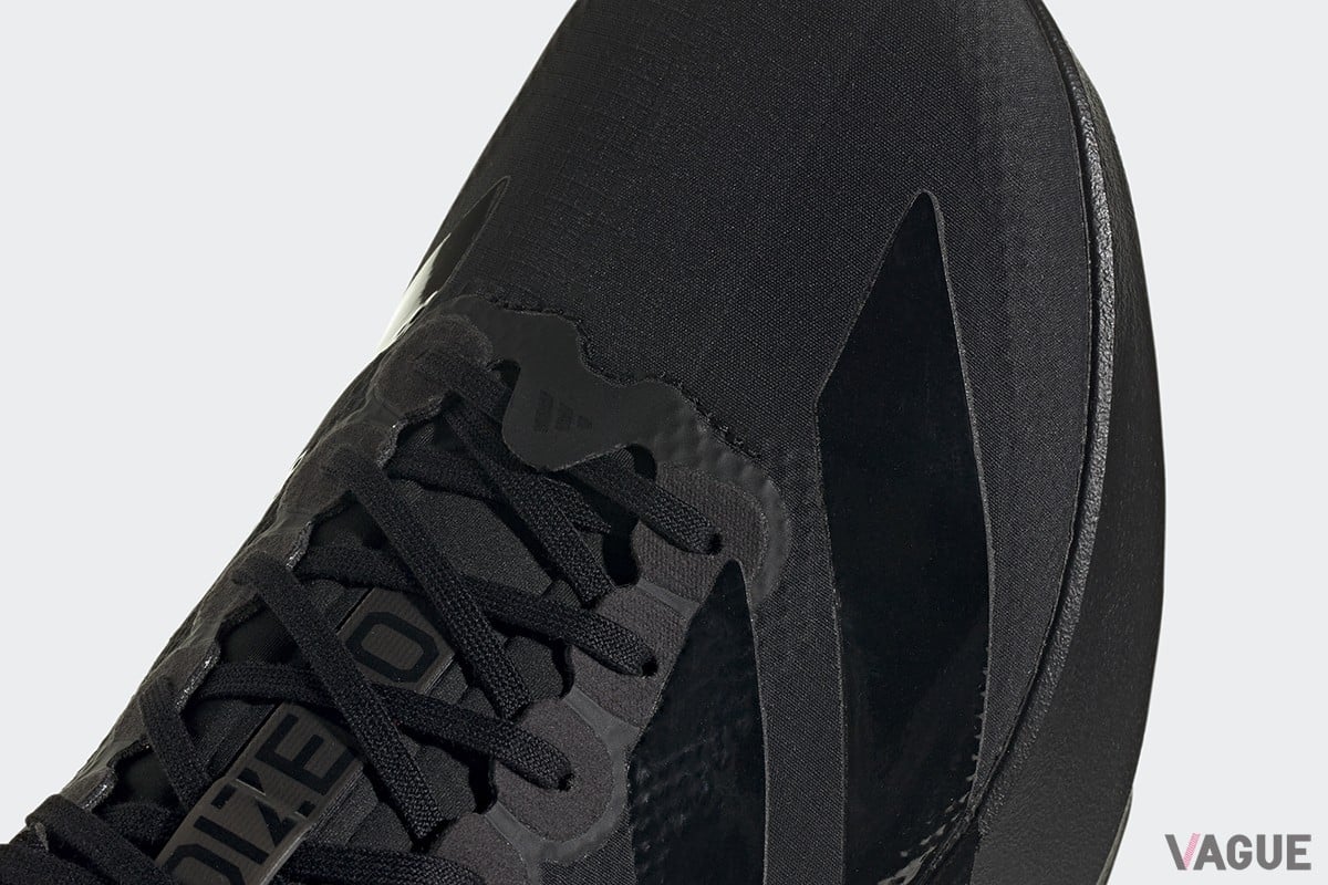 ADIZERO EVO SL WOVEN：1万8000円