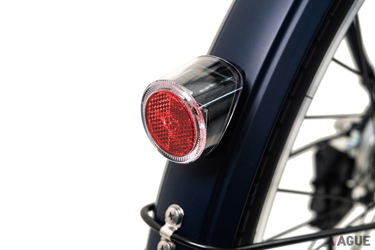 発光面の広いソーラーテールライト