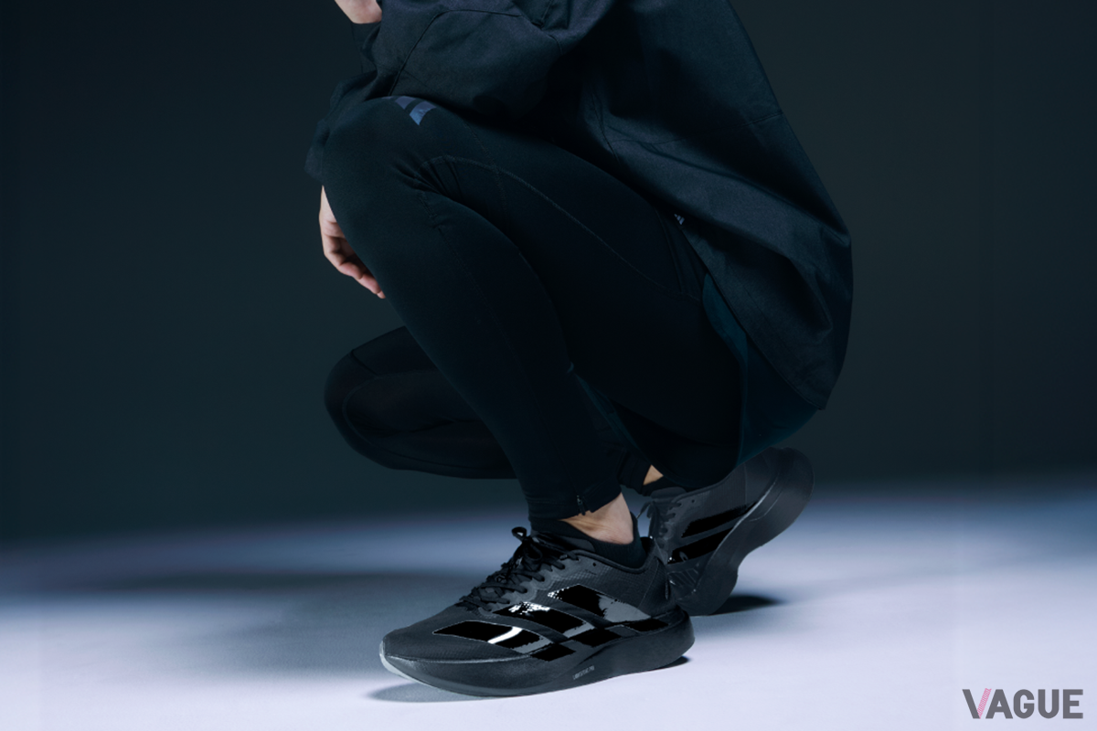 ADIZERO EVO SL WOVEN：1万8000円