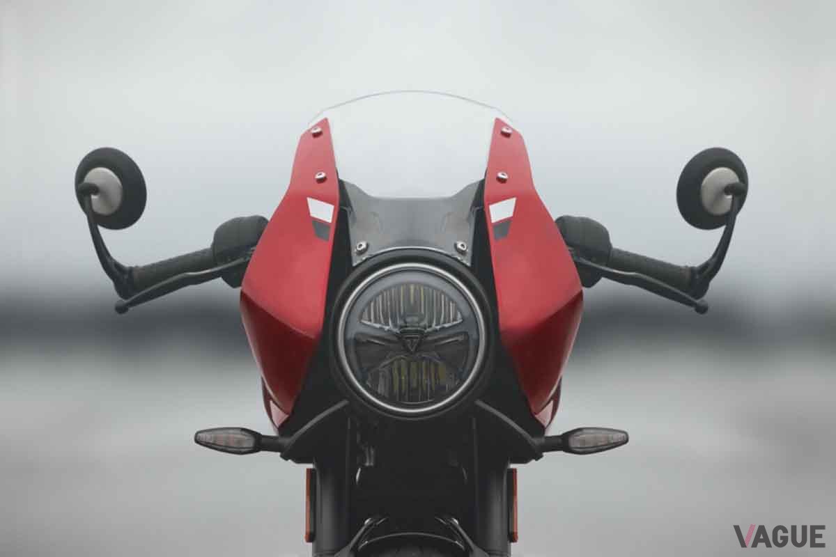 トライアンフ「Thruxton 400（スラクストン400）」