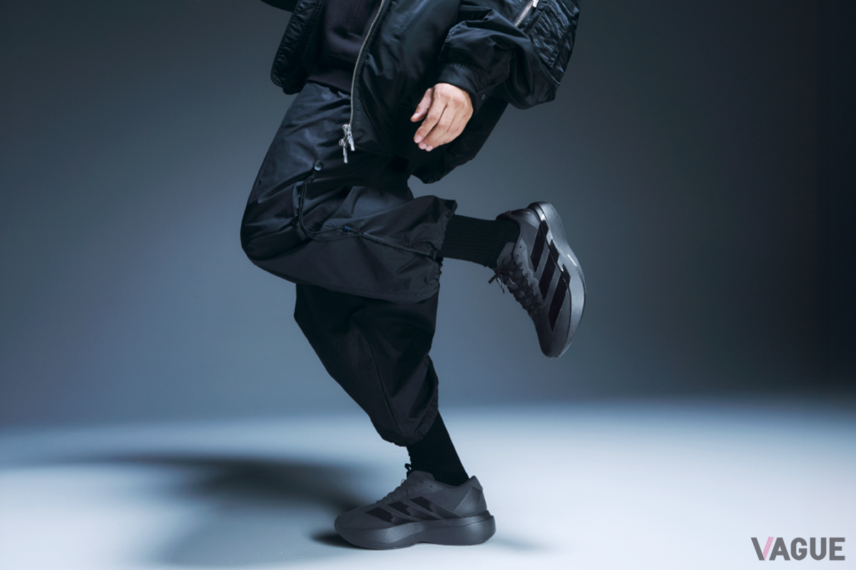 ADIZERO EVO SL WOVEN：1万8000円