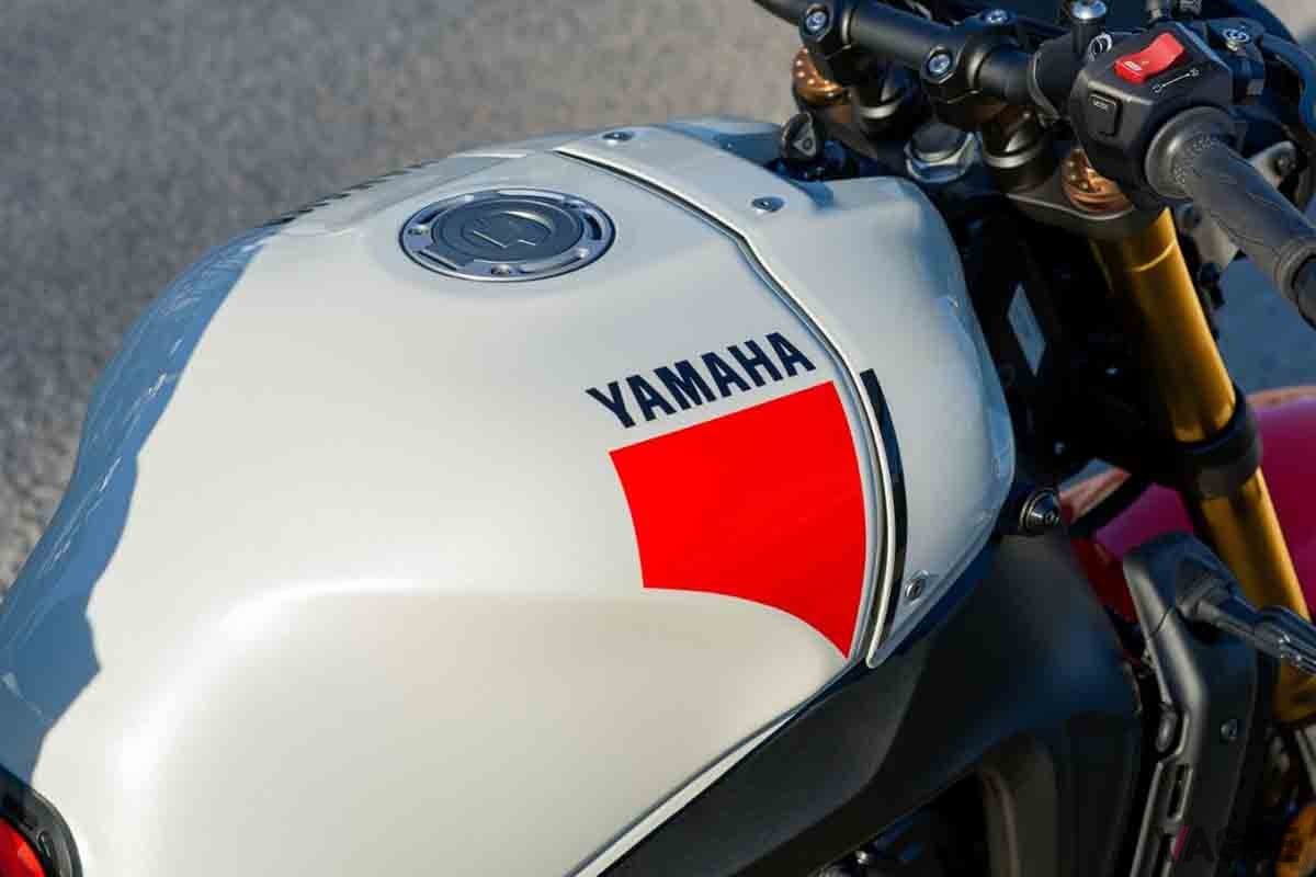 ヤマハ「XSR900」