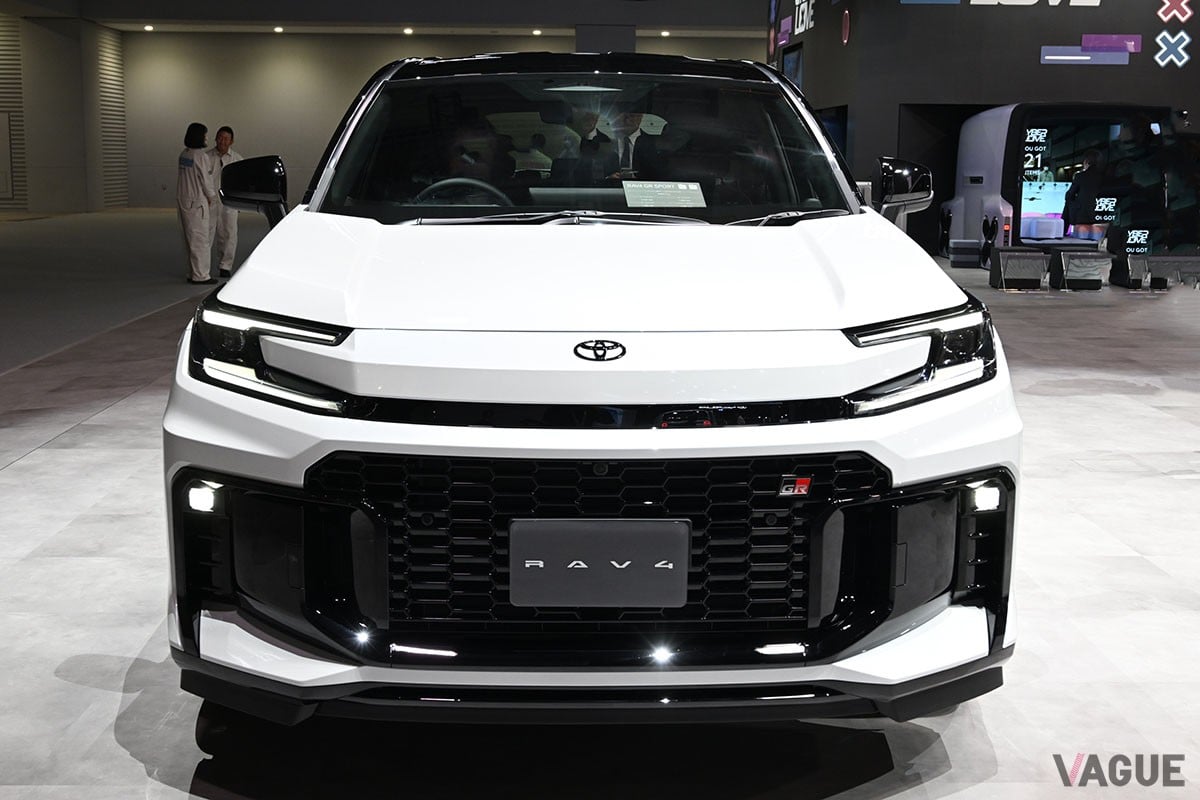 トヨタ新型「RAV4 GRスポーツ」