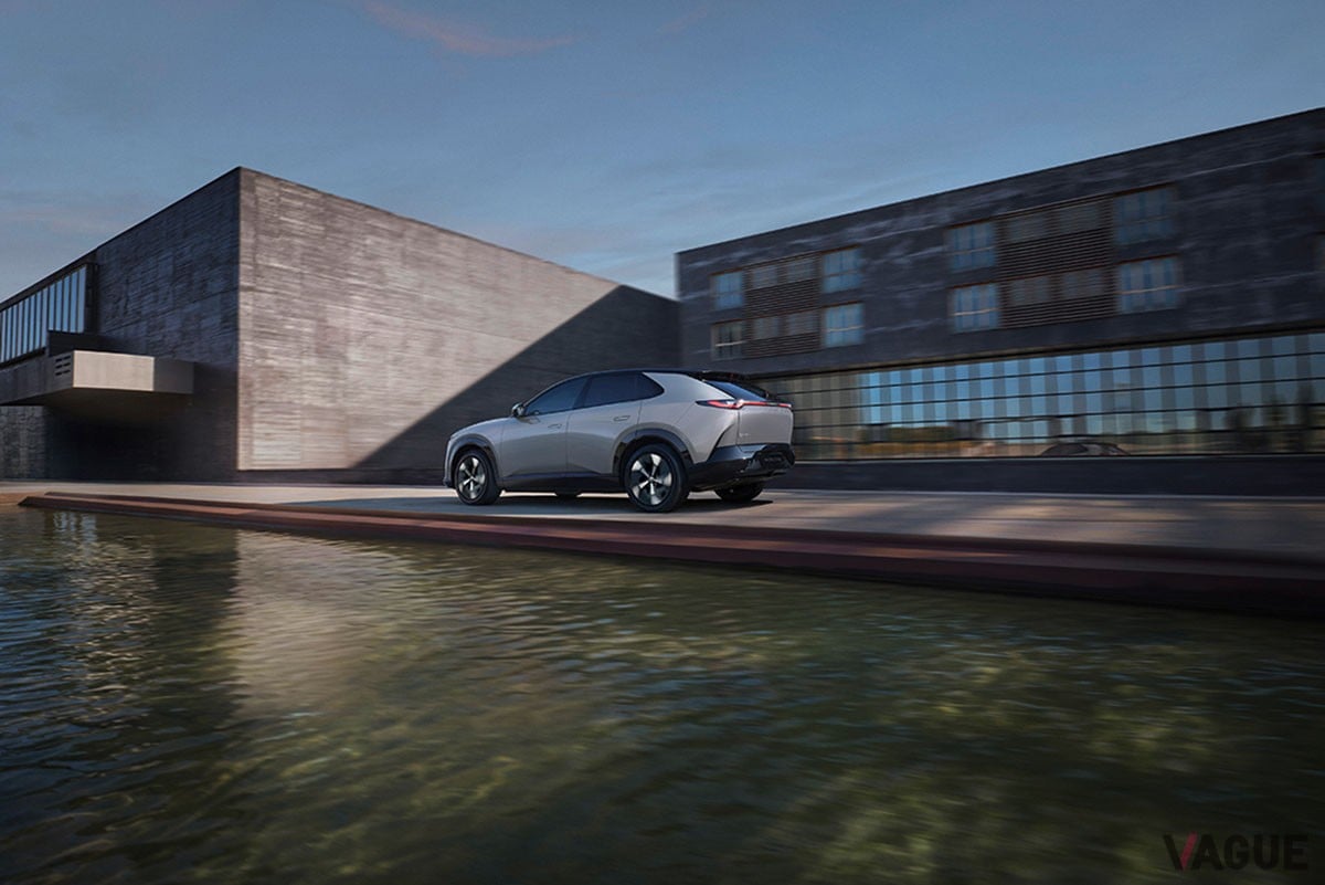 マツダ「CX-6e」