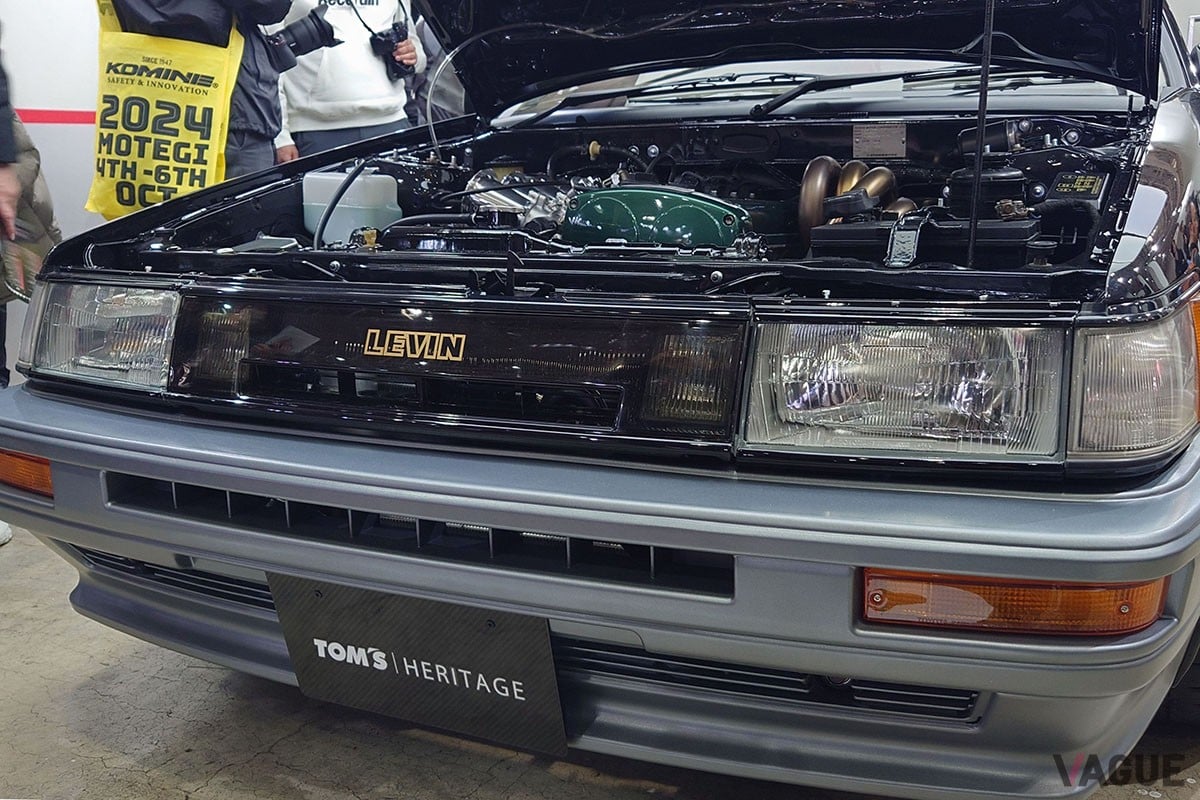 “TOM’S HERITAGE”のAE86「カローラ レビン」