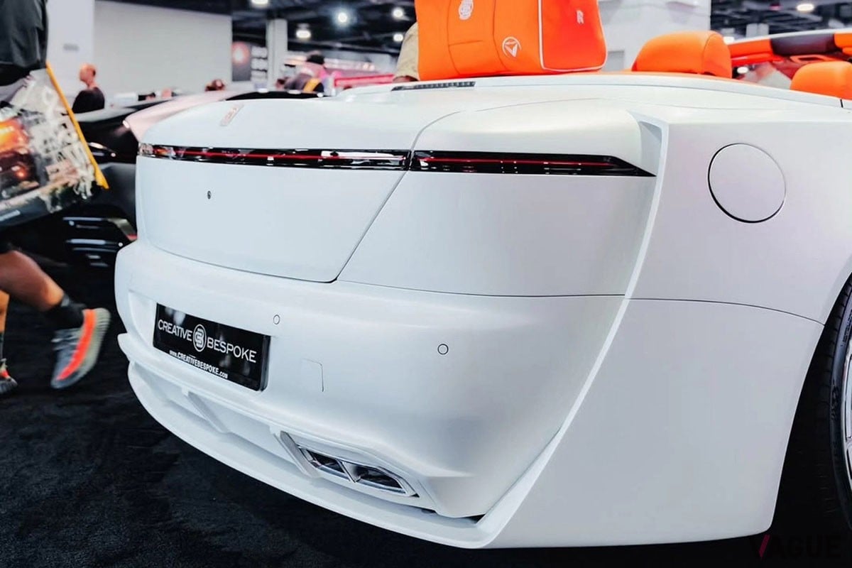 ヴェヌームが手がけたロールス・ロイス「ドーン」（C）Venuum