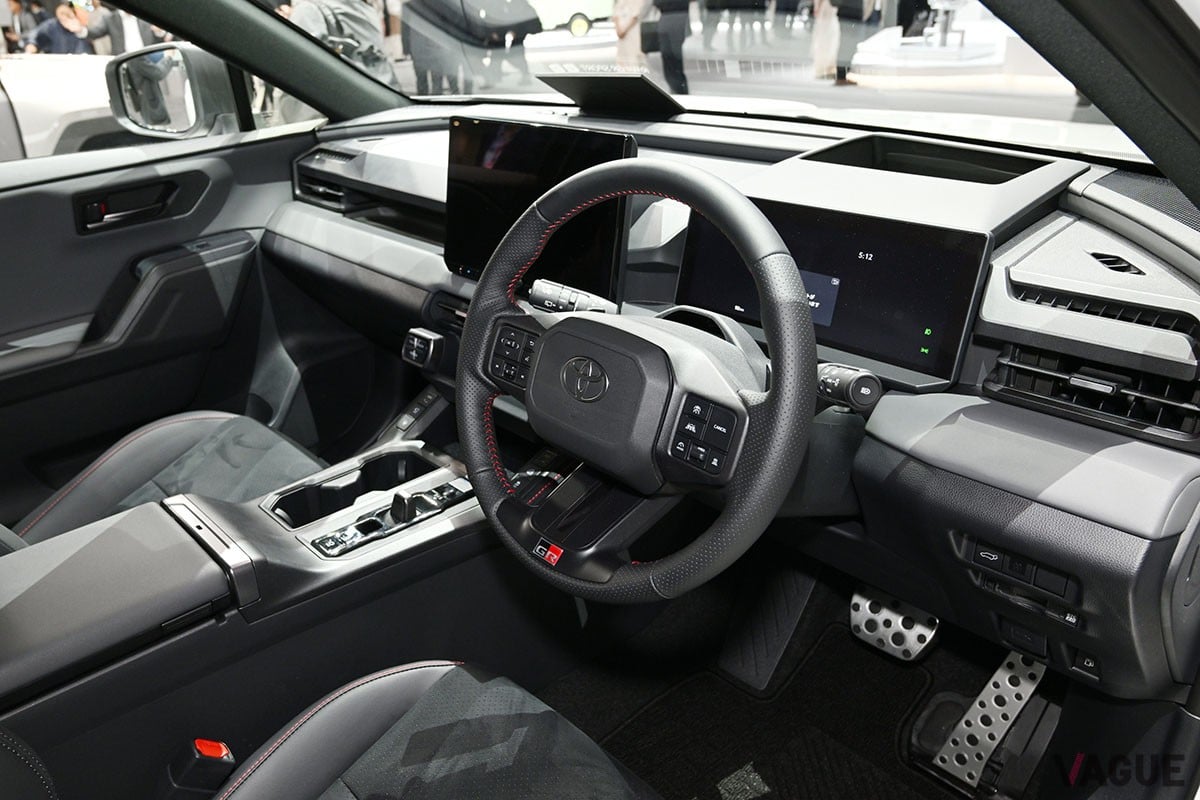 トヨタ新型「RAV4 GRスポーツ」