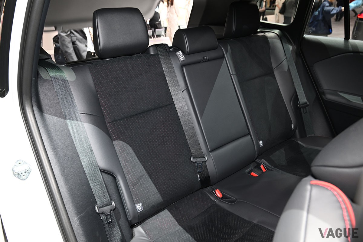 トヨタ新型「RAV4 GRスポーツ」