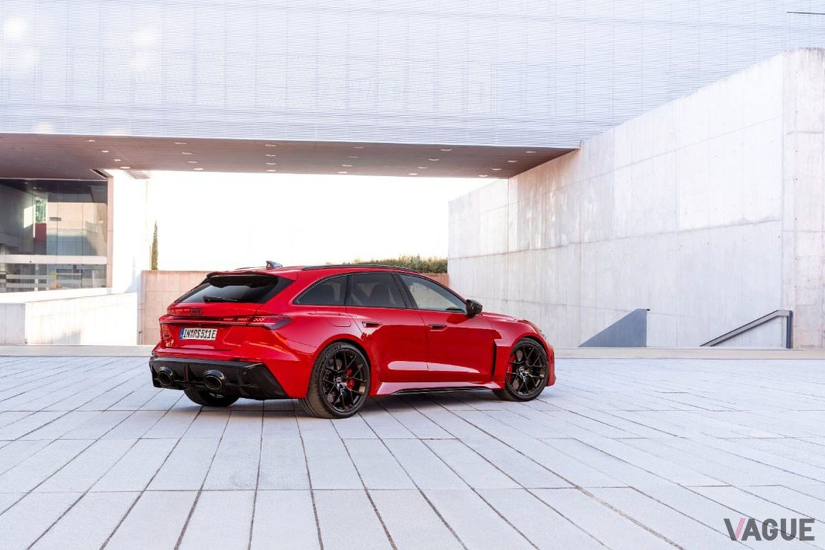 アウディ新型「RS5 アバント」