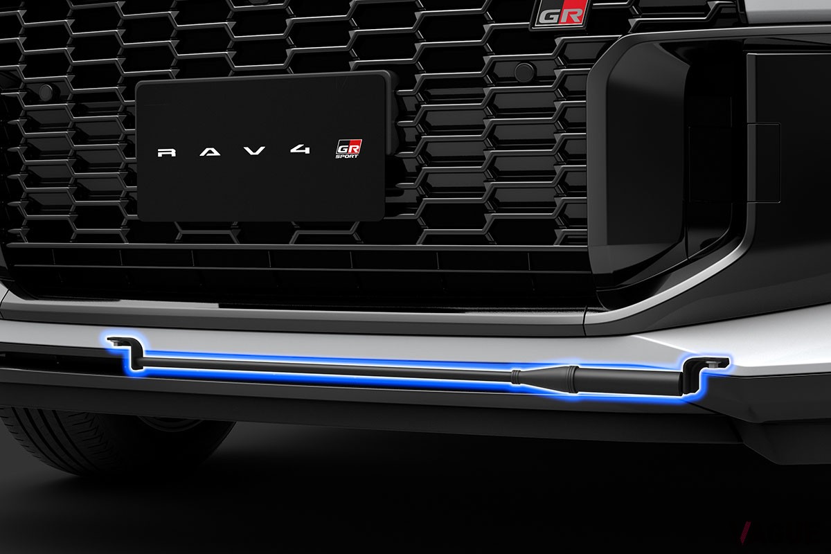 トヨタ「RAV4 GRスポーツ」（PHEV）