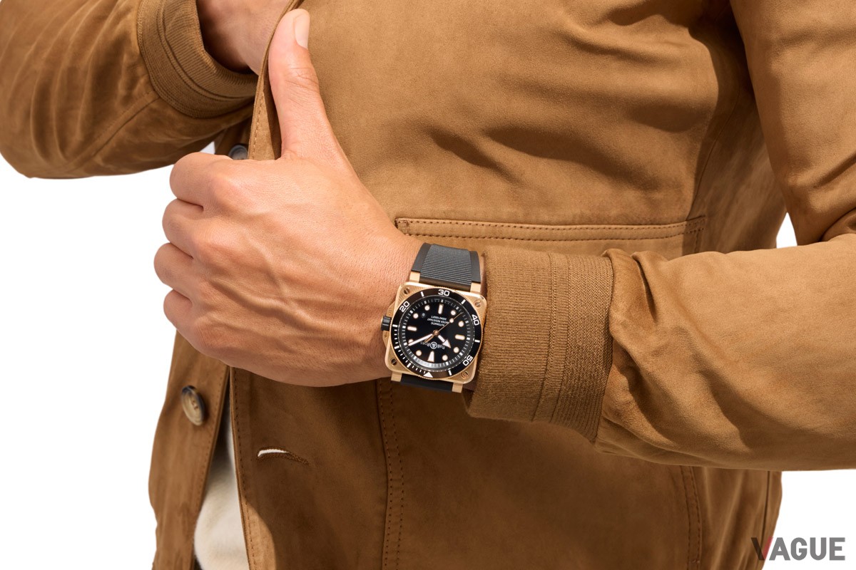 着用する人の経験やライフスタイルをさりげなく引き立ててくれる