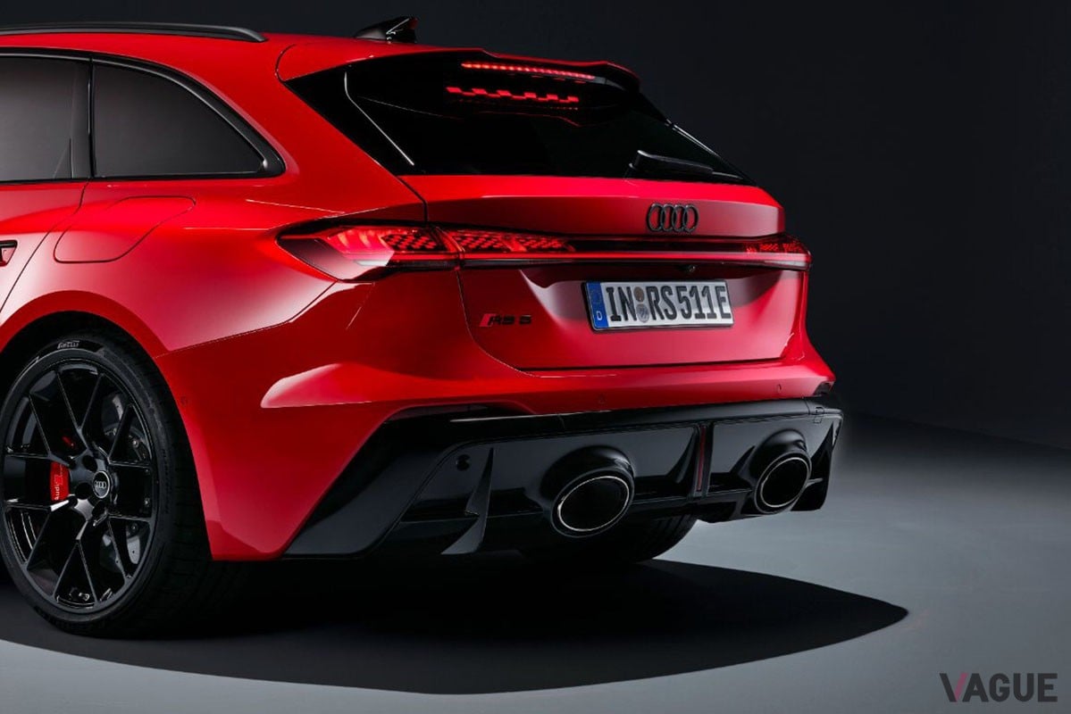 アウディ新型「RS5 アバント」