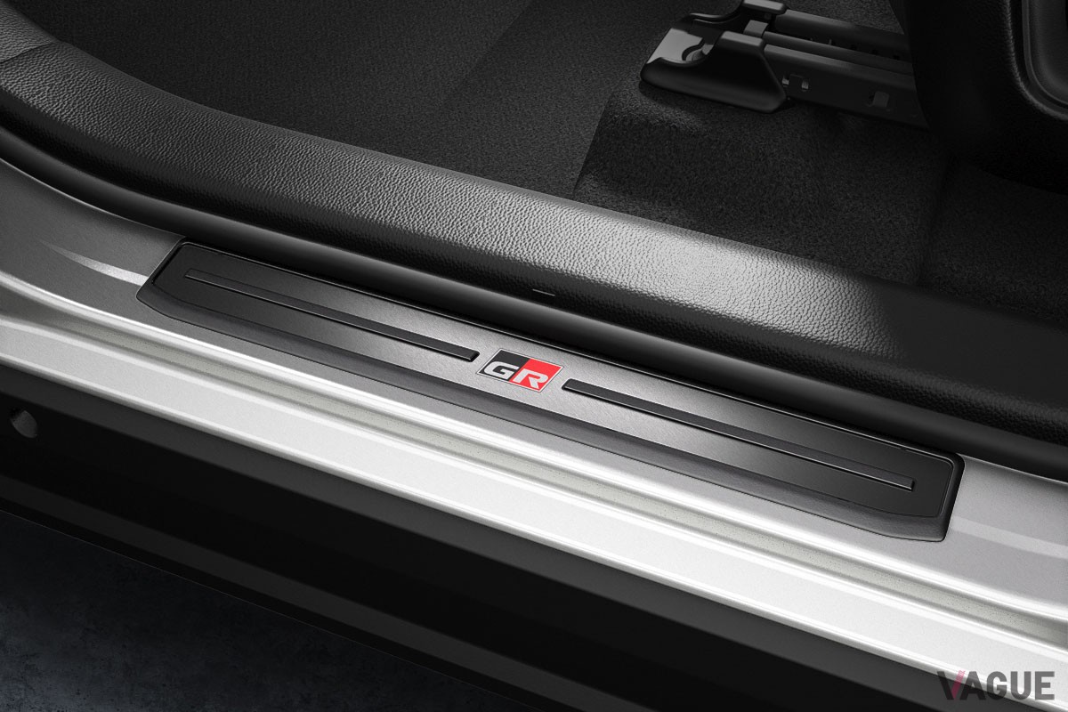 トヨタ「RAV4 GRスポーツ」（PHEV）