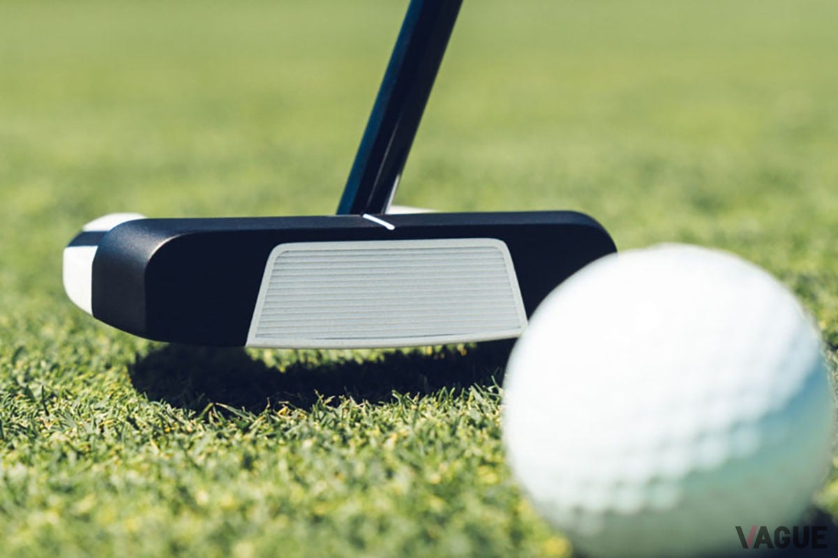 ニューバランスの新作ゴルフシューズは「淡いピンク×ホワイト」が斬新