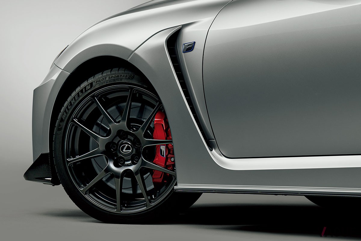 レクサス「RC F“ファイナルエディション”」