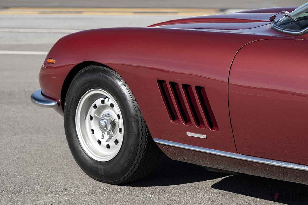 オークションに出品予定の1967年式フェラーリ「275GTB／4」Robin Adamus(c)2026 Courtesy of RM Sotheby's