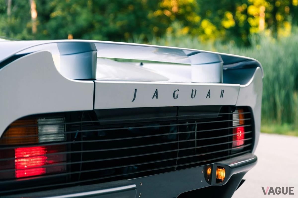 当時は“世界最速”の市販車！ 33年前の英国製スーパーカーが