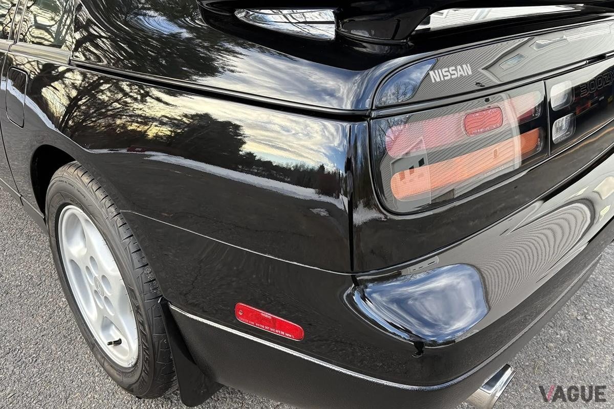 米国オンラインオークションに出品され落札された1996年式日産「300ZX」