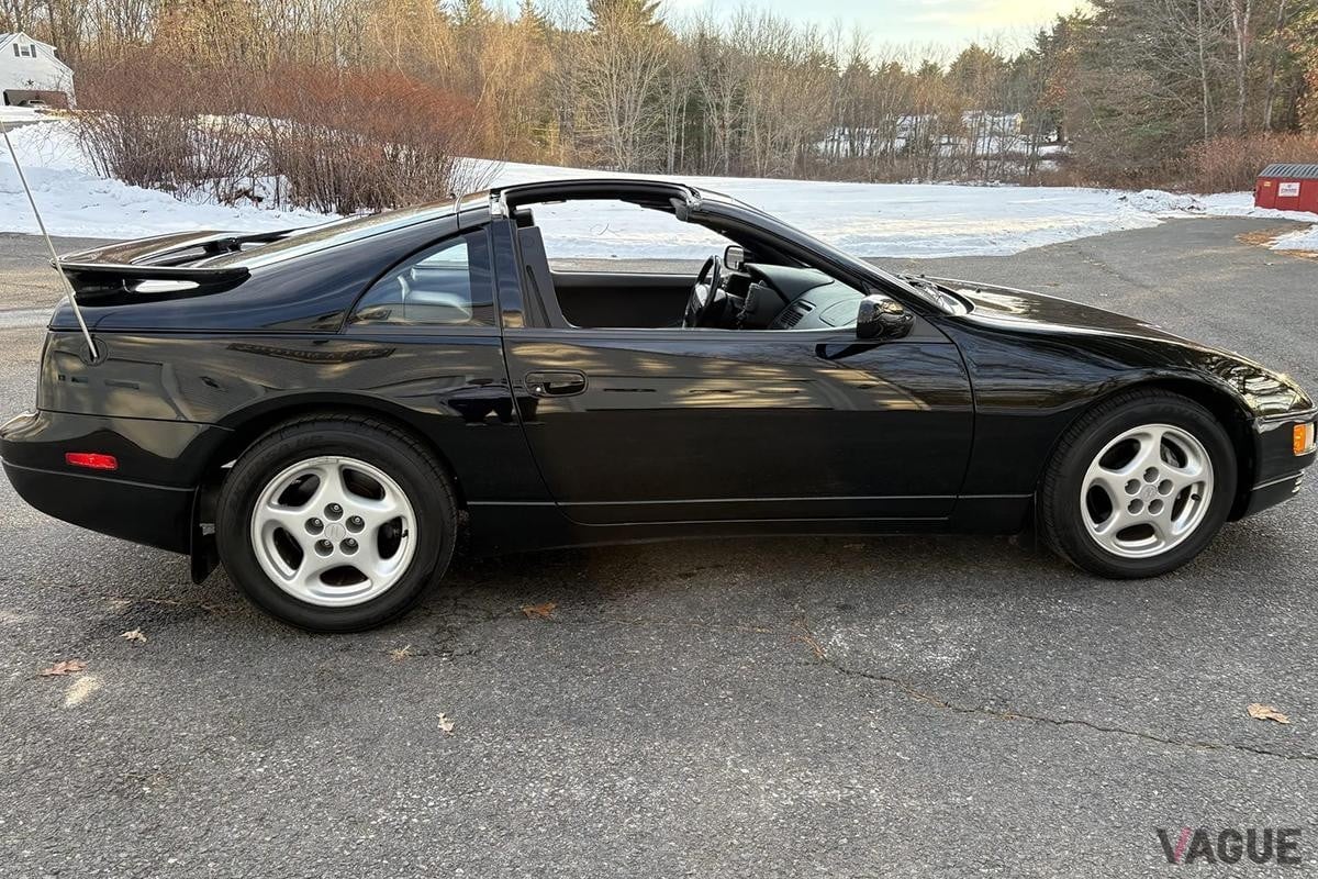 米国オンラインオークションに出品され落札された1996年式日産「300ZX」