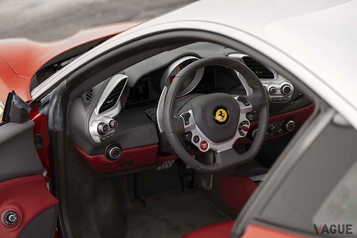 オークションに出品予定の2018年式フェラーリ「488GTB 70周年記念モデル」Nathan LeachーProffer(c)2026 Courtesy of RM Sotheby's