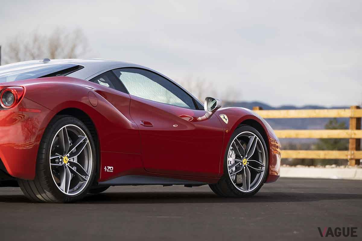 オークションに出品予定の2018年式フェラーリ「488GTB 70周年記念モデル」Nathan LeachーProffer(c)2026 Courtesy of RM Sotheby's