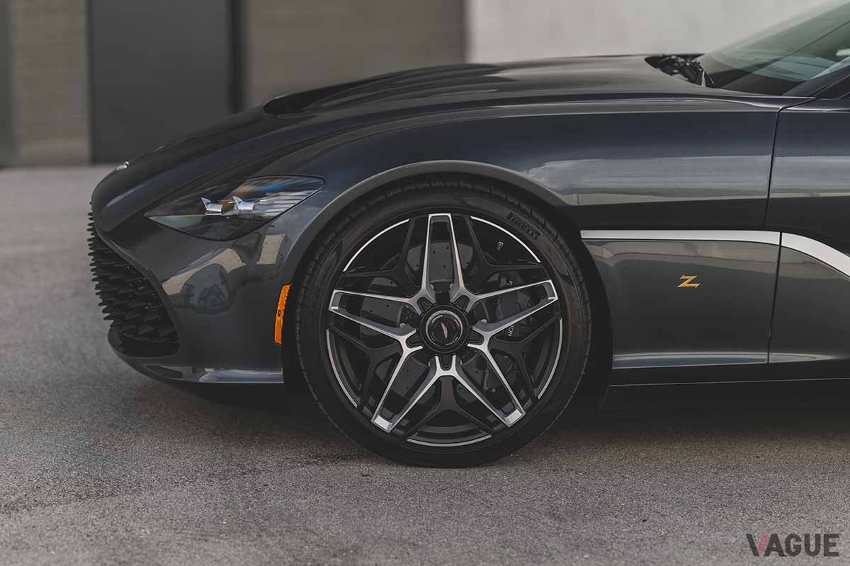 オークションに出品予定の2020年式アストンマーティン「DBS GTザガート」Darin Schnabel(c)2025 Courtesy of RM Sotheby's