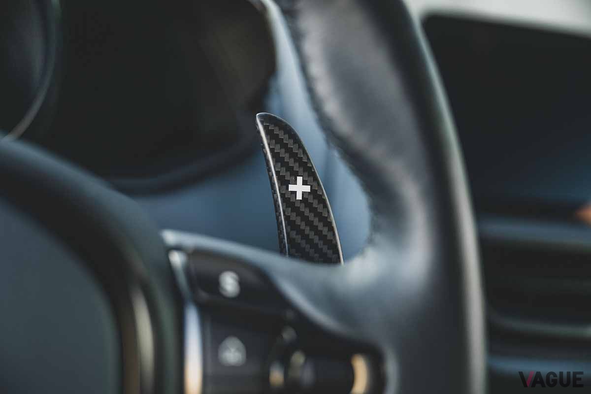 オークションに出品予定の2020年式アストンマーティン「DBS GTザガート」Darin Schnabel(c)2025 Courtesy of RM Sotheby's