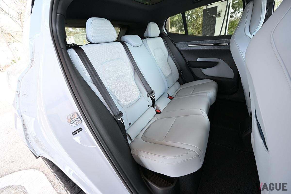 ボルボ「EX30ウルトラ ツインモーター パフォーマンス」のインテリア