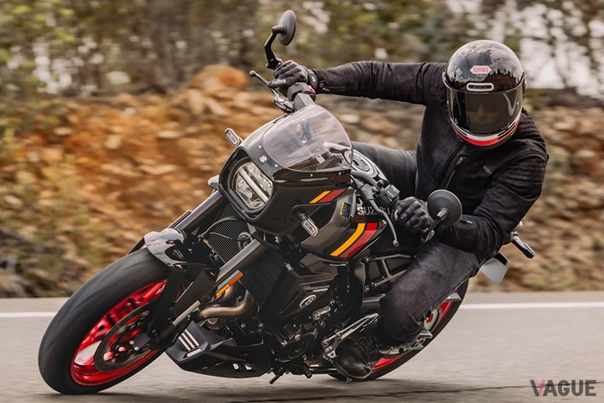 スズキ「GSX-8TT」