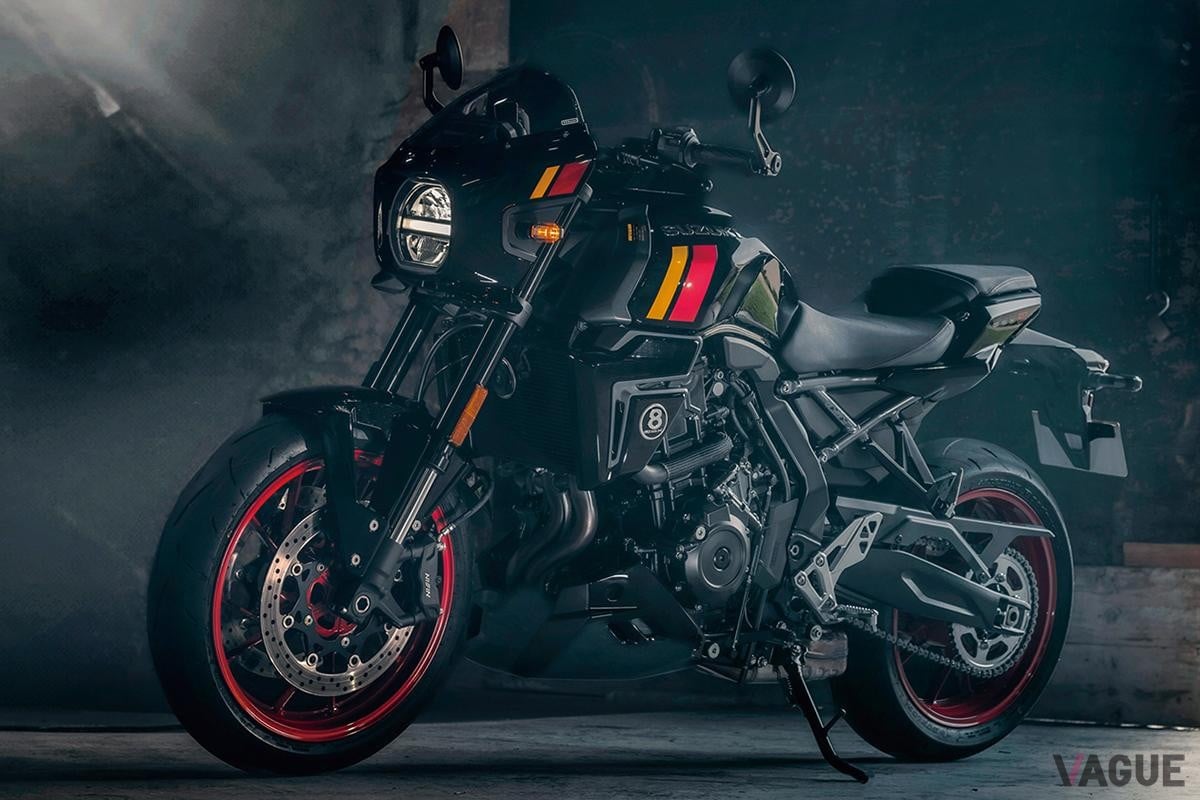 スズキ「GSX-8TT」