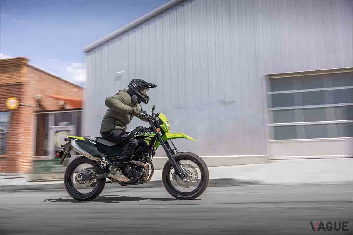 カワサキ「KLX230SM」