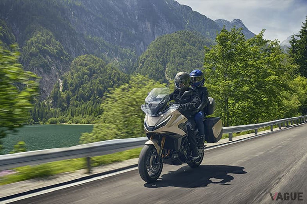 ホンダ「NT1100」
