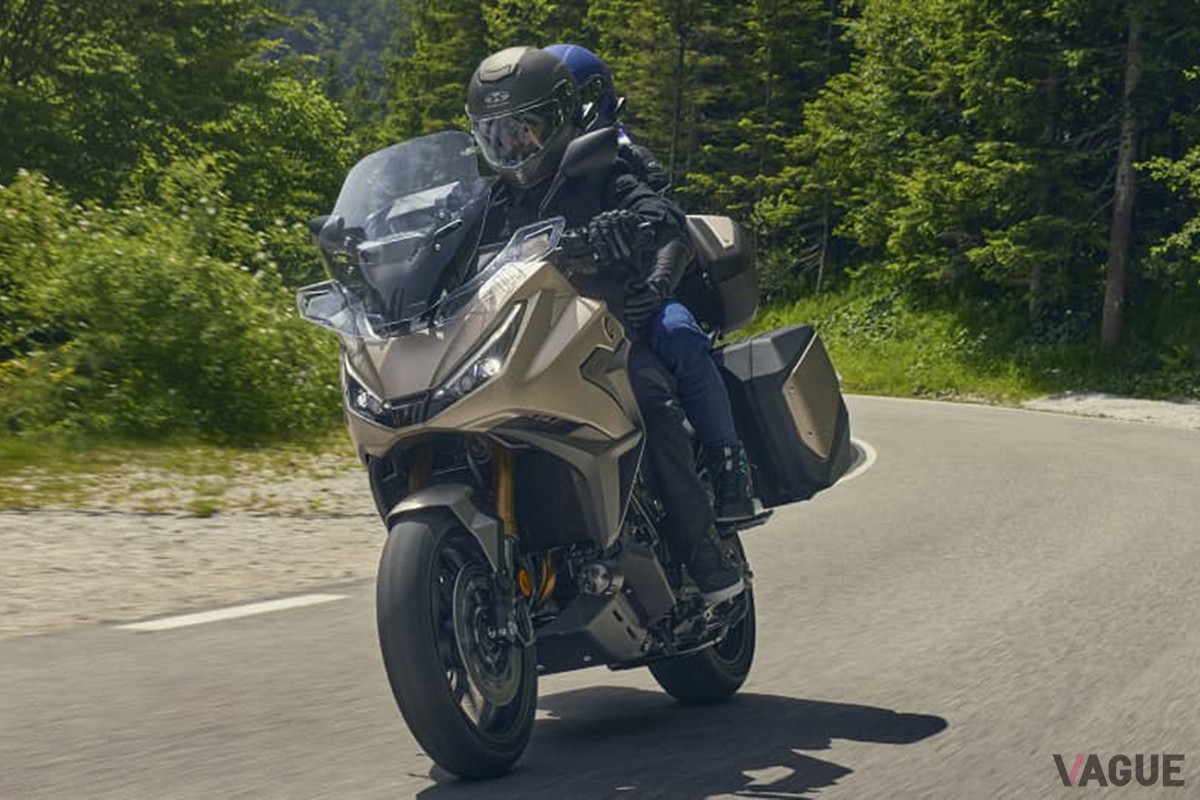ホンダ「NT1100」